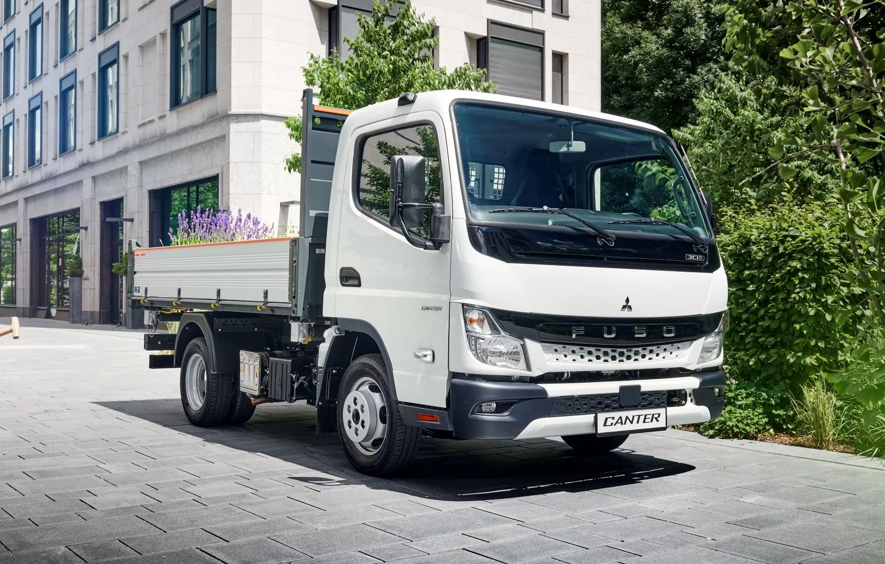 FUSO Canter 3s13